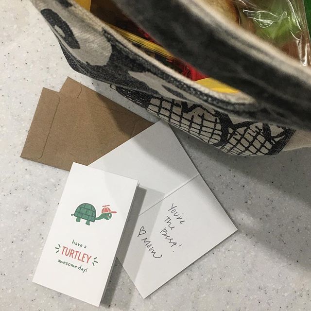 AnnaHCreative's tweet photo. These are the cutest lunchbox notes! Thanks @kathleenm.jacobs. I can’t wait to hear the reactions from my kids after school. #lunchbox #fluflunchbag https://t.co/sZaPXgJooP https://t.co/Jhxme9TBKy