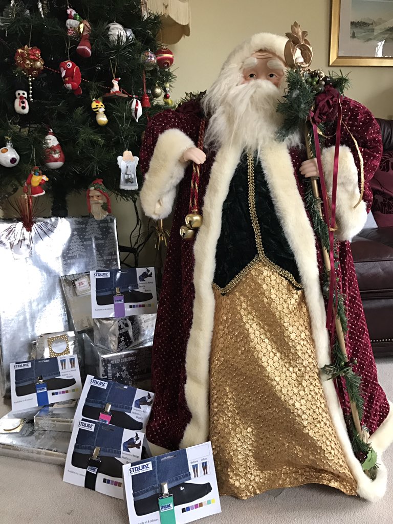 Strupz's tweet photo. Santa is preparing all the Christmas Strupz orders https://t.co/eLXHKbxiJO