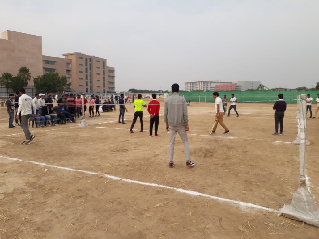 Mah_WorldCity's tweet photo. The much awaited 2nd edition of #MCL2018 Box cricket kick started on a high spirit at #MWC #Jaipur. The players were all geared up for a power packed day. Here are a few glimpses from the ground as the players put in their best foot forward to qualify for the next round. https://t.co/DWjLmSveiu