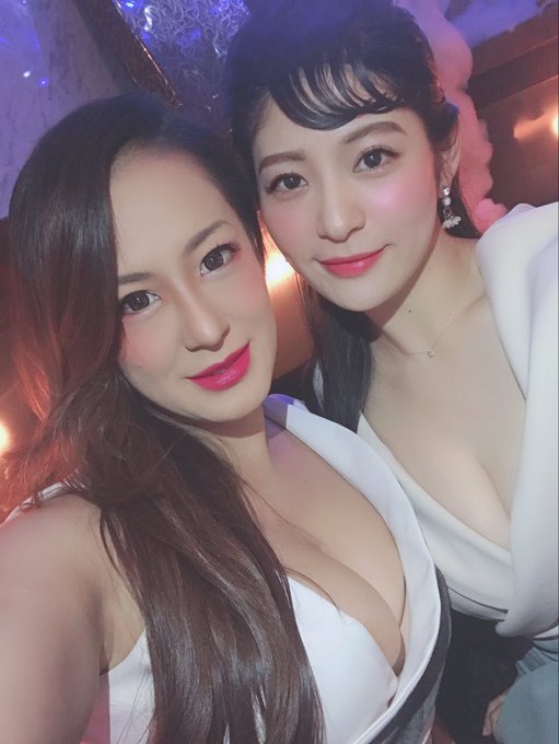 チーム RED Dragon🍷🍾 with みさ姉💓 https://t.co/ARTMwnB6WV<a href="/tag/%E3%83%9E%E3%82%B8%E3%82%A7%E5%80%92%E7%94%A3"class="tags"><span>#マジェ倒産</span></a>