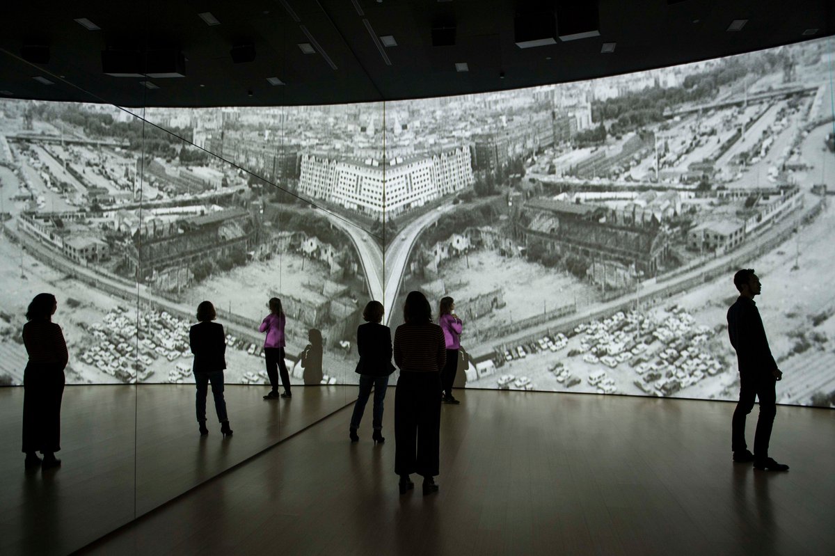 bilbaoturismo's tweet photo. El @MuseoGuggenheim inaugura ZERO, su nueva sala 😀
Guggenheim Bilbao Museoak ZERO areto berria aurkeztu du 😀
#ZEROGallery ▶️A new room has been inaugurated in the Guggenheim Bilbao Museum 😀 https://t.co/K7dmxBdYlQ