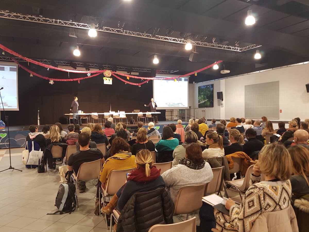 Entr_Actes's tweet photo. Présent à #Ales avec #Ailba pour présenter @Entr_Actes plus de 100 professionnels avec les #maia, #CPAM et l’#Ars, @RevelNicolas @CecileCourreges @agnesbuzyn @JakovenkoD @URPS_Occitanie https://t.co/0joQ8H55te