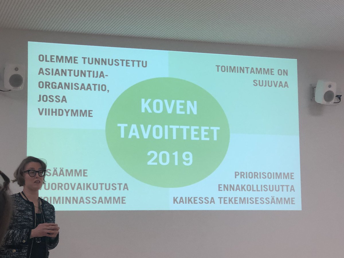 PasanenV's tweet photo. Konserniverokeskuksen johtaja @johanna_waal kertoo #KoveForum:ssa vuoden 2019 tavoitteista. Yhtenä neljästä: Ennakollisuuden priorisointi kaikessa tekemisessä. Tätä tervehdimme ilolla. Vähemmän veroriitoja on kaikkien etu. https://t.co/CUlTB91Lyu