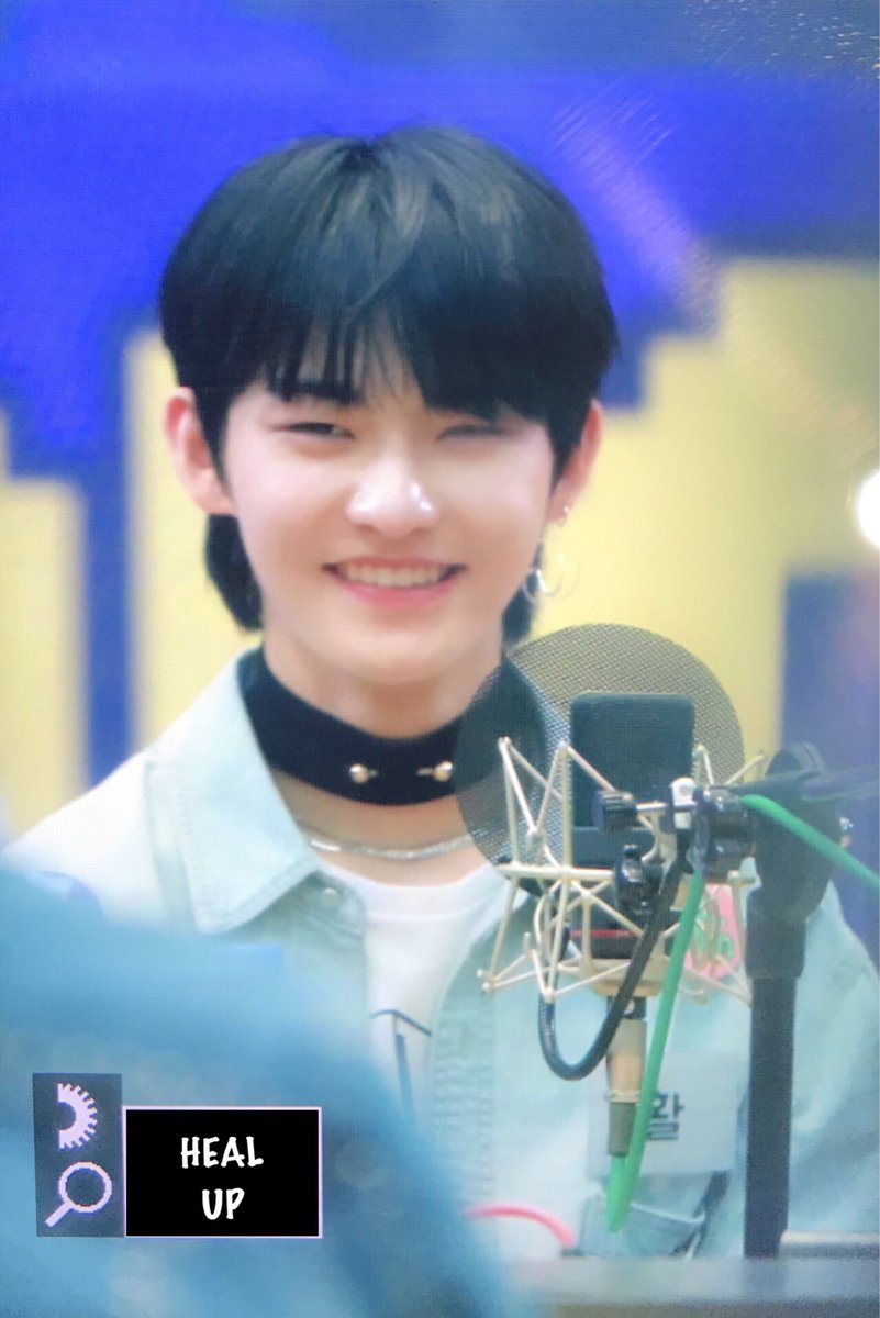 Healup_Hwall's tweet photo. 181217 아이돌 라디오 

#THEBOYZ #더보이즈 #HWALL #활 #허현준 #No_Air https://t.co/8u15ykt8wz