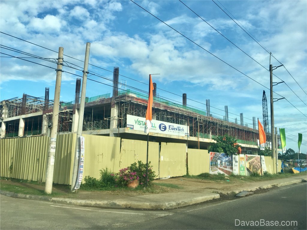 Spotted: Ongoing construction of Vista Mall in Mintal! 🛍🍴🎊

#MoreShopping #MintalOnTheRise