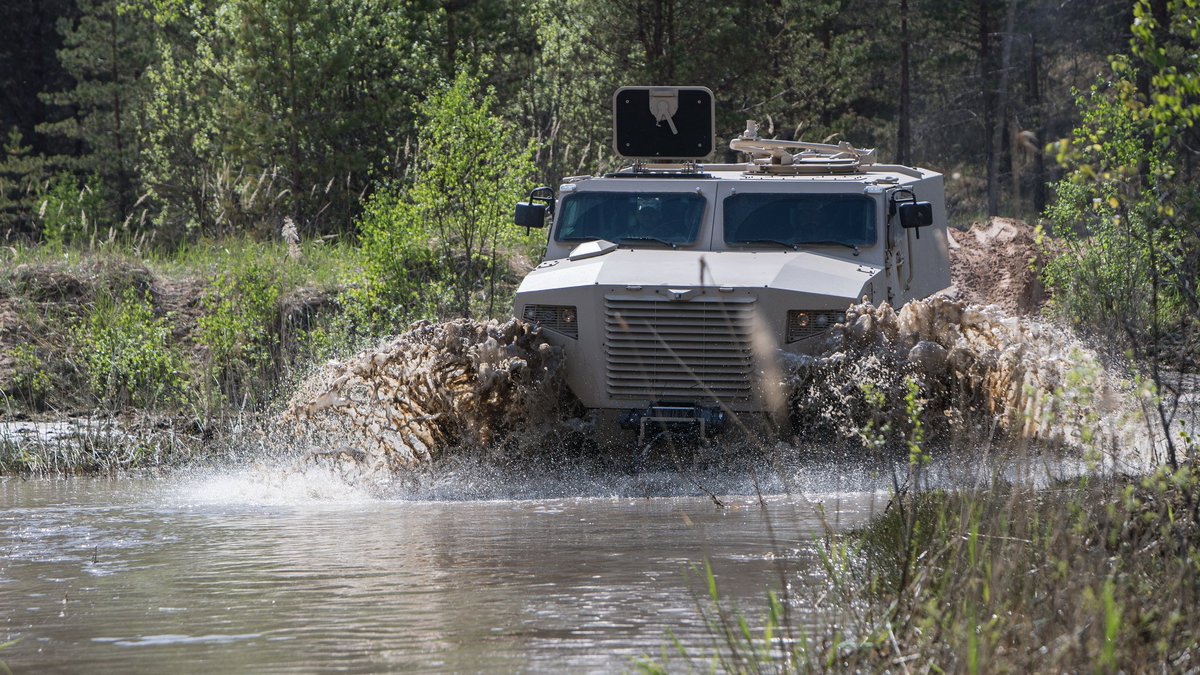 balt_security's tweet image. Finnish 🇫🇮 company Oy Sisu Auto Ab (Sisu Auto) wins tender to supply armored vehicles to the Latvian 🇱🇻 National Armed Forces (NAF) .@Latvijas_armija for EUR 200 million. Two other bidders have filed complaints. #TacticalMobility
👉bit.ly/2BrnMhj