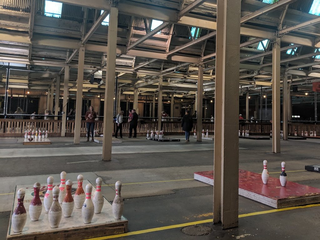 sightDOING's tweet photo. "Like a lot of Detroit, the former industrial warehouse looks a little rough around the edges but it's really well converted." https://t.co/LmQjiFR5ez #fowling #sightDOING #VisitDetroit https://t.co/Wg7xprDGua