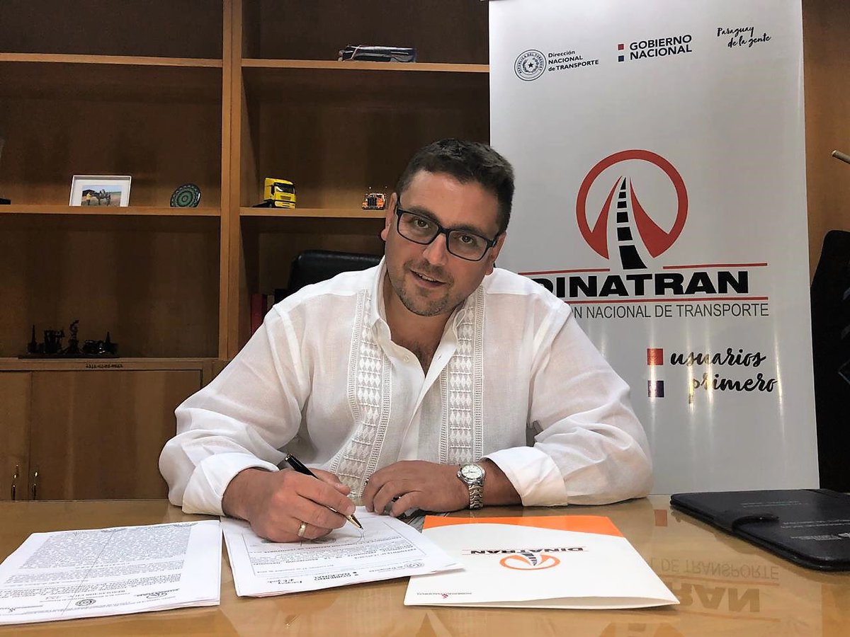 jjvidalbonin's tweet photo. Nos sumamos desde la @dinatranpy a la campaña #AbracemosLoNuestro #AoPoi #JaipuruAoPoi cumpliendo con el Decreto 739 de la @PresidenciaPy @MaritoAbdo @IPParaguay @Senatur_Py @SilvanaAbdo https://t.co/QKDVk2E73e