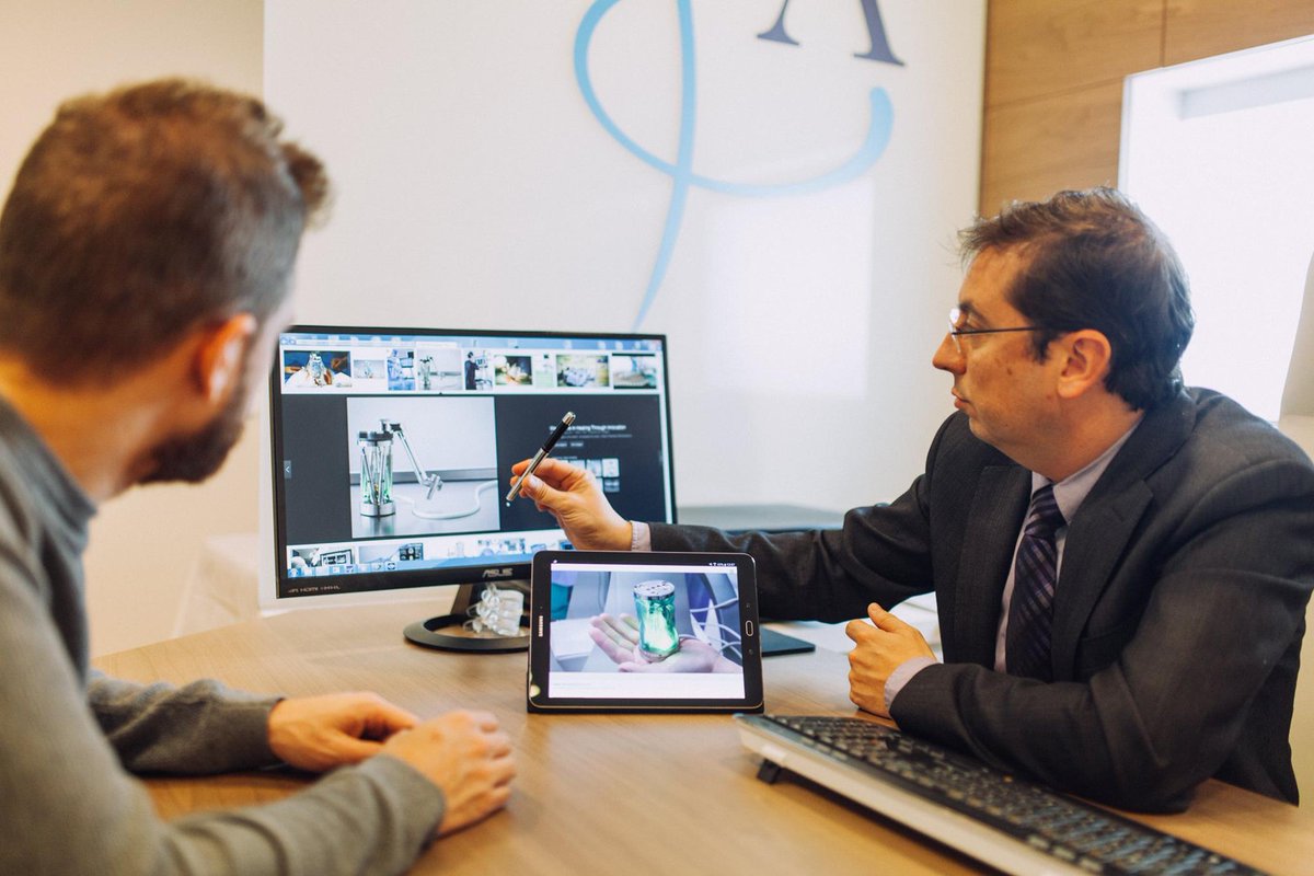 Neuroinstitut_'s tweet image. Mantenemos una #relación de proximidad con nuestros #pacientes a lo largo de todo el proceso, desde la solicitud de información, toma de decisiones e ingreso hospitalario, hasta el período #postoperatorio