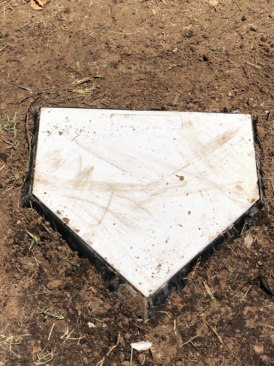FerroBeisbol's tweet photo. Queda poco para la inauguración en Ponte.... https://t.co/oVFK8zPgnp