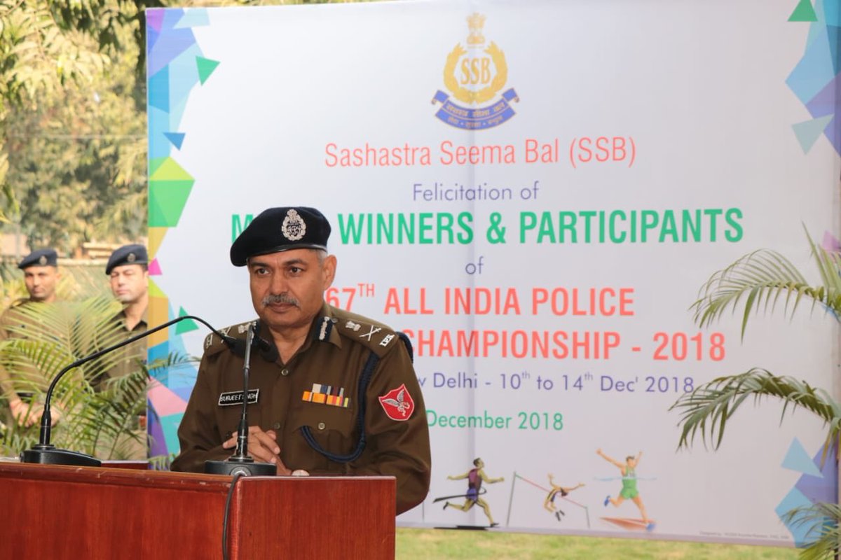 SSB_INDIA's tweet photo. #SSBRocks
#MedalWinners
In a ceremony held at FHQ today, the DG congratulated & felicitated all the sportspersons, who won medals and participated in the 67th All India Police Athletics Championship-2018. We are proud of the stellar performance by our athletes.... https://t.co/xll7jHlEHO