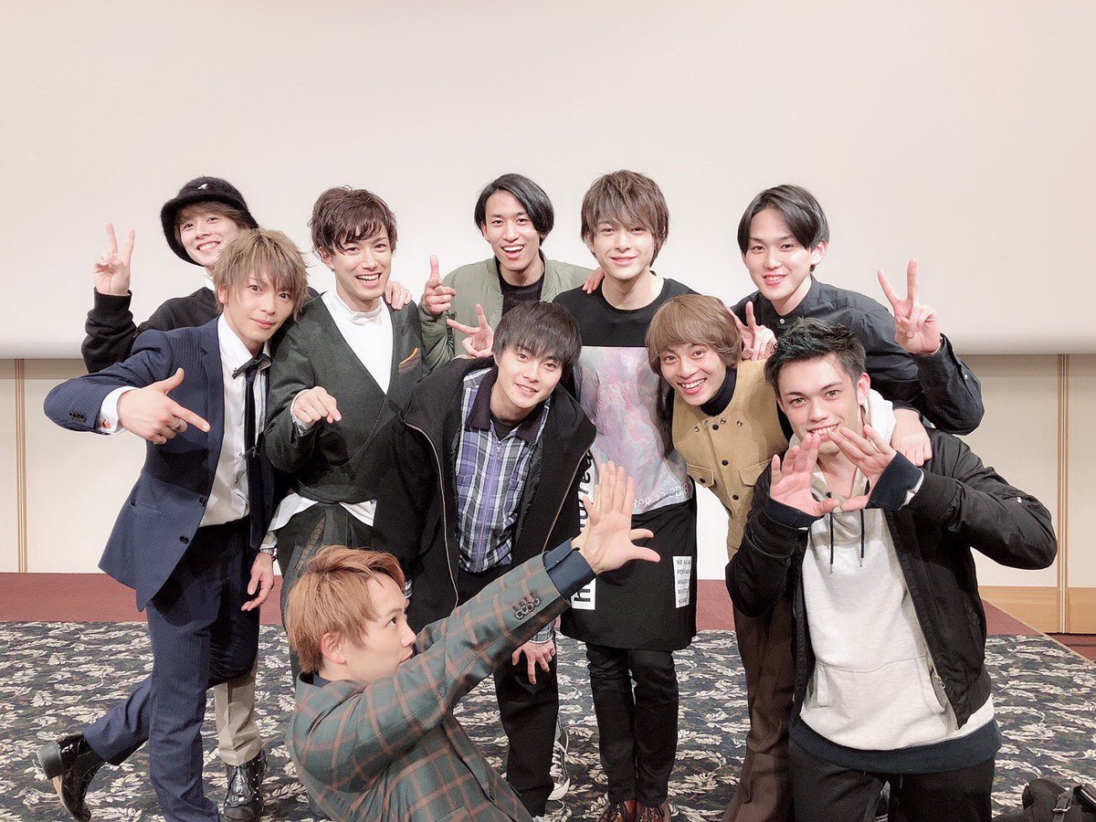27Takato's tweet photo. 総打ち上げ
全員集合！！

セッターズ
みんな好きだろ？
セッターズ https://t.co/sC0kqBBM9r
