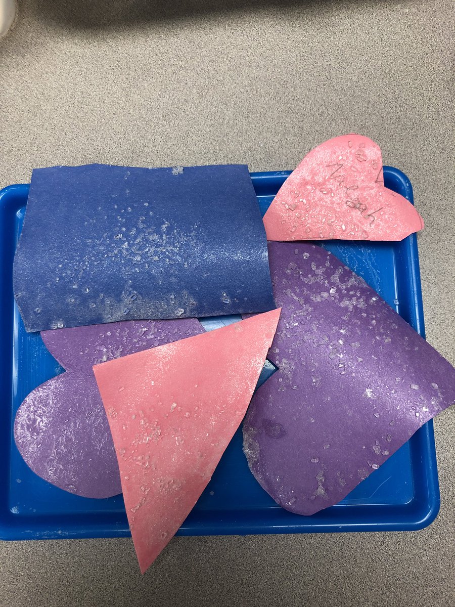 MrsLopezGRD2's tweet photo. Look at these amazing salt crystals! #neveradulldayatDanish https://t.co/HiawrLaSHJ