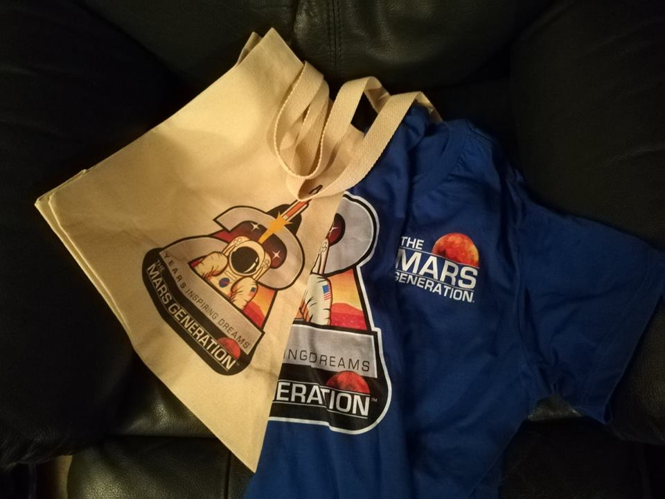 NEVIE_JOHN's tweet photo. @AstronautAbby @TheMarsGen Yesterday, Monday 17th (It's 12:07am Tuesday here), my True Royal Double Sided Print Tee-Shirt and Tote Bag Arrive !!! :-)
Heh, #MarsGen Supporters/Members ...
.. These Tote Bags are Amazing !!! . . .
. . Of Course, the Tee-Shirts are TOO !!! :-) https://t.co/duZOgiftDL