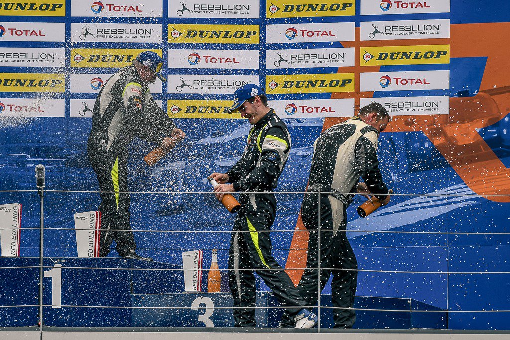 RLRMSPORT's tweet photo. #RLRReflects: @RLRMSPORT was #tickledpink by its second @EuropeanLMS win of 2018. @JobvanUitert surged from P3 to P1 into T1, only for a well-timed SC to give #RLRMSport a 1m17s lead, which John Farano and @robgarofall successfully managed - https://t.co/M6hdSU2iHe #ELMS18 #4HRBR https://t.co/TkVst0xuI0