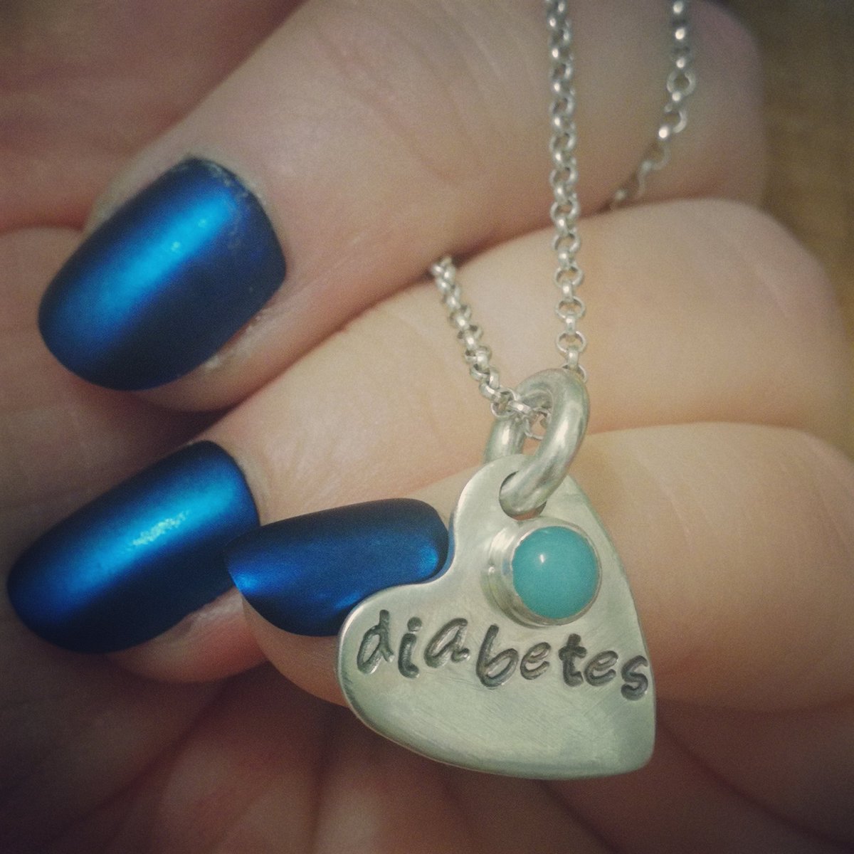 corrinethorneGA's tweet image. Please please #retweet these beautiful handmade Medical Necklaces. I want to help start difficult conversations using jewellery. I also want to make medical jewellery pretty! #medicaljewellery #organdonor #diabetes #kidneytransplant #organtransplant numonday.com/shop/corrine-t…