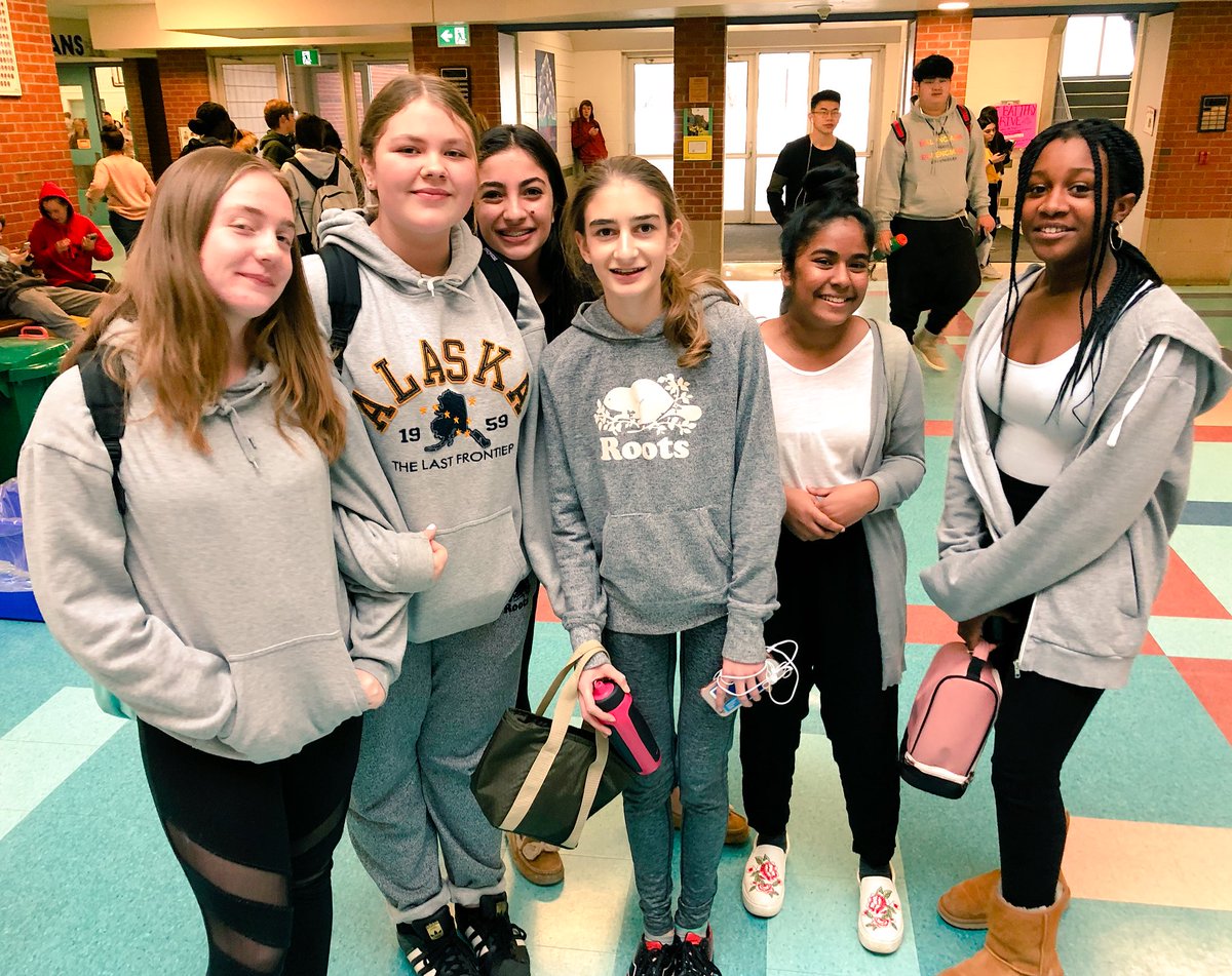 TristanNuyens's tweet photo. Today ‘Grey-on-grey’ outfits are ok!! @SMTStudentCo #GreyOnGreyIsOK #botg #schoolspirit #grey #ThinkSMT

🐺🎛💀🐭👁🧟‍♀️🤳👟🥽🧦🐰🦈🐀🌪🌫🦴🦡☕️🏐 https://t.co/qBFtGCdkuD