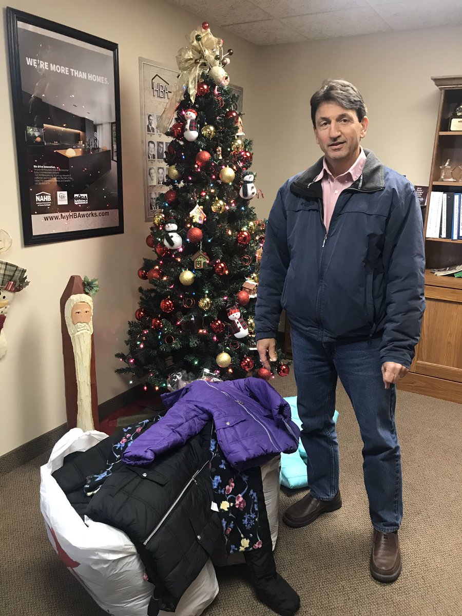 Huge thanks to @SamPitzuloHomes for the generous donation of kids coats today! Christmas is in air! So grateful for our members generosity!