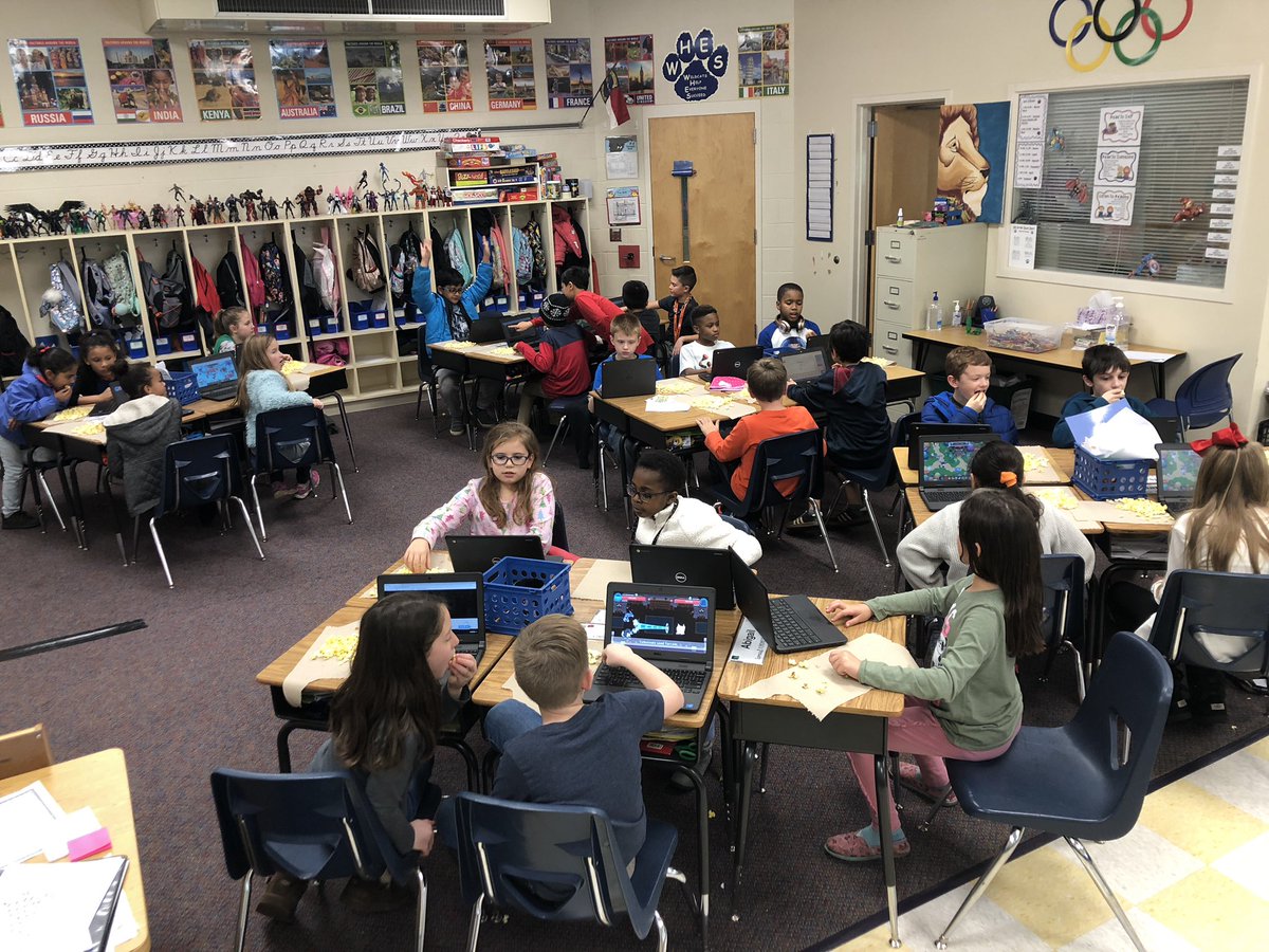 Mr_Helms6's tweet photo. These 3rd Graders know there multiplication facts! Celebrating with a popcorn and Prodigy party!! #GroWHere https://t.co/UPN8bjRsJG