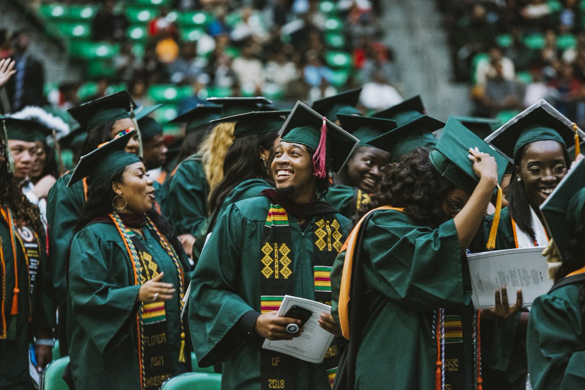 FAMUSJGC82's tweet photo. #SJGCGraduates #TheBestIsYetToCome https://t.co/zXFmuE2hOg