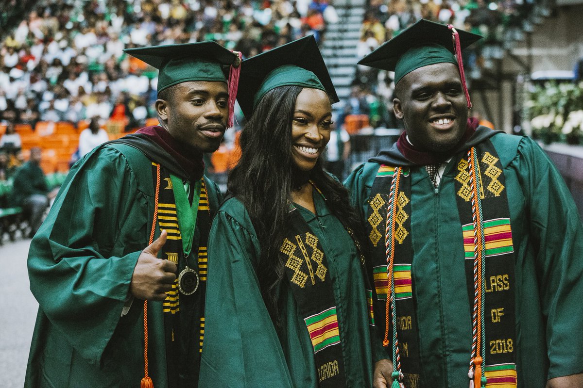 FAMUSJGC82's tweet photo. #SJGCGraduates #TheBestIsYetToCome https://t.co/zXFmuE2hOg