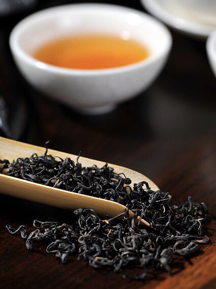 RedThreadFarm's tweet photo. Add premium Black Tea for the last 15 minutes of the brew. 
Super good, Super healthy Super Tea!☕️. More to come on the “King of Medicinal Mushrooms” as we’re looking to add this to our product offering soon. #chaga #mushrooms #superfood #supertea #redthreadfarmstead https://t.co/Zxz04TtlG5