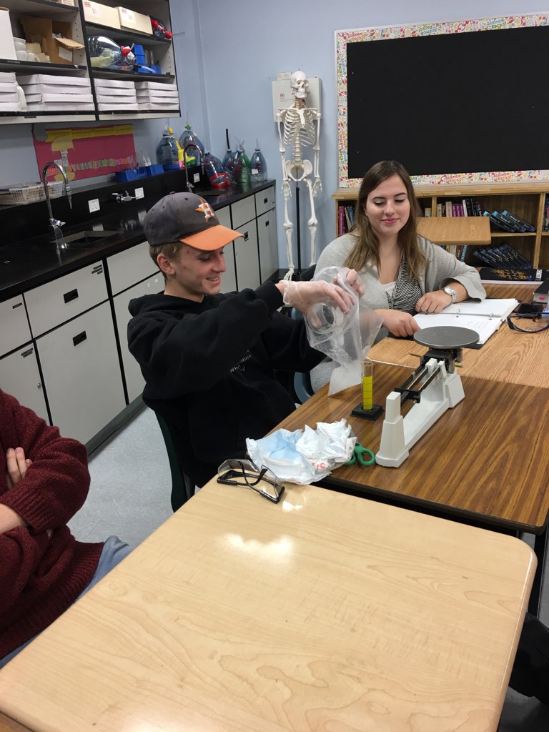 Merton_HCDSB's tweet photo. Ever wonder why diapers are so absorbent? Mr. Shirton's class found out today! They tested absorbency of the polyacrylate crystals in diapers! The wonder of polymers!!! #polyacrylate #polymers #handsonscience #adulted #thomasmertoncentre #hcdsb 👶💧 https://t.co/Ri4SNWlkvO