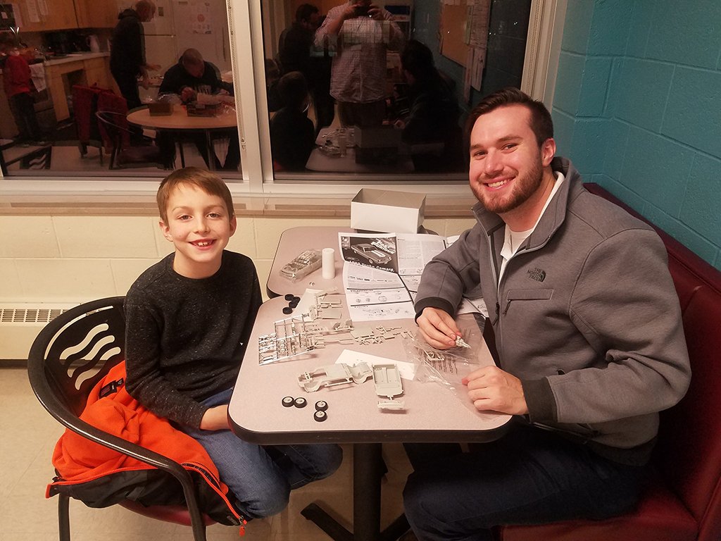 BBBSNEI's tweet photo. Last weeks #MatchActivity featured matches making model cars! It was awesome seeing the matches put together classic cars alongside newer models! The participating matches enjoyed delicious pizza and listened to Christmas music during the building phase of this activity. https://t.co/LlBlKeT8QV