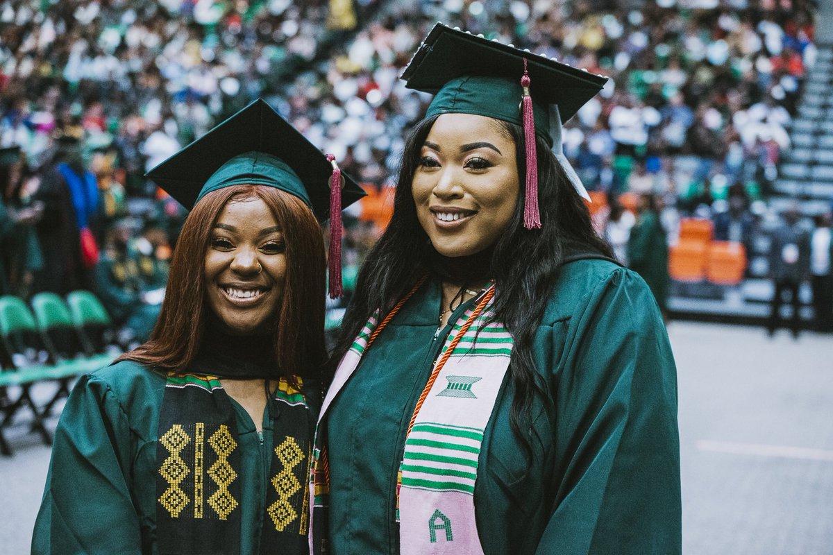 FAMUSJGC82's tweet photo. #SJGCGraduates #TheBestIsYetToCome https://t.co/RdgYKDHZLP