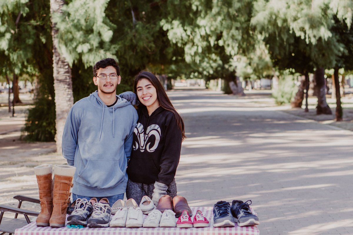¡Gracias a ti el Zapatón fue todo un éxito!

Nuestros niños y niñas ya tienen sus pies calientitos este invierno 🙌.

#SoloParaServir