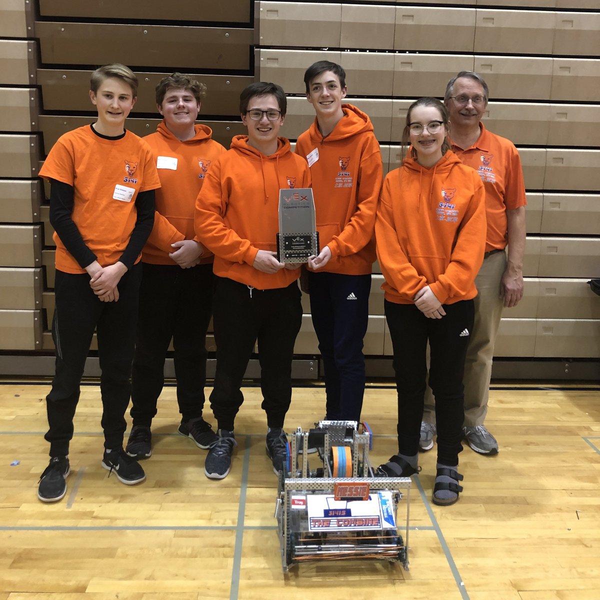 Congratulations to the Gross Catholic High School #Robotics Team for finishing as tournament champions at the Omaha North robotics tournament on Saturday. They also posted a skills score that places them 34th in the world. #AwakenGreatness #WeDontCoast #DuxEsto #CougarProud