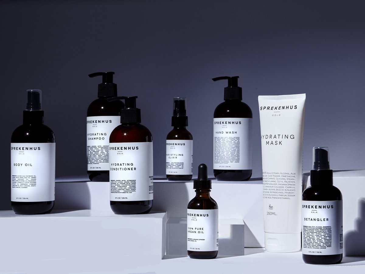 Winter snow and light, and planning your #haircare regimen - Alexander Sprekenhus® Read the latest Blog. hubs.ly/H0fXBKd0