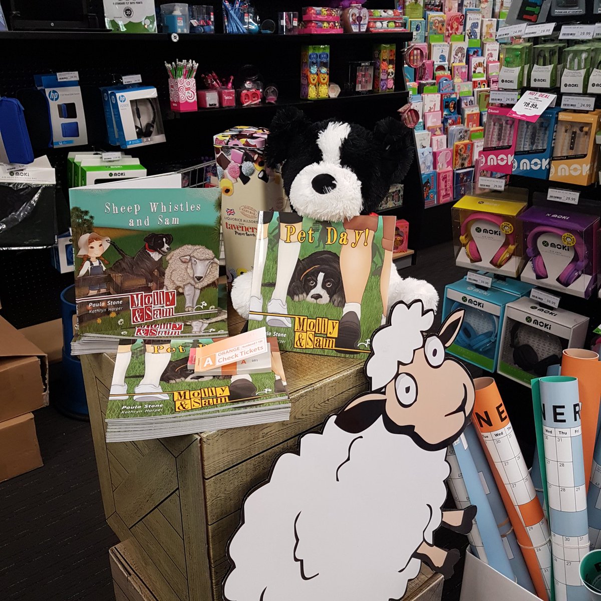 MarkstonePaula's tweet photo. Paper plus tekuiti. Sam and grandmas liqourice allsorts. The new pet day book is available. Written on NZ turf. Sam certainly runs a few miles. https://t.co/6bDLdzaN1K