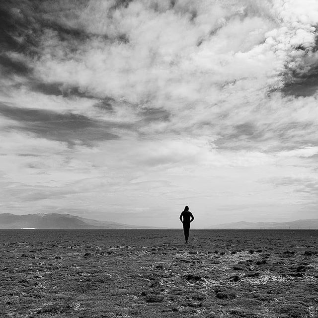 twinapp_oficial's tweet image. 🖤
.
#todassomoslaura #mujeresquecorren