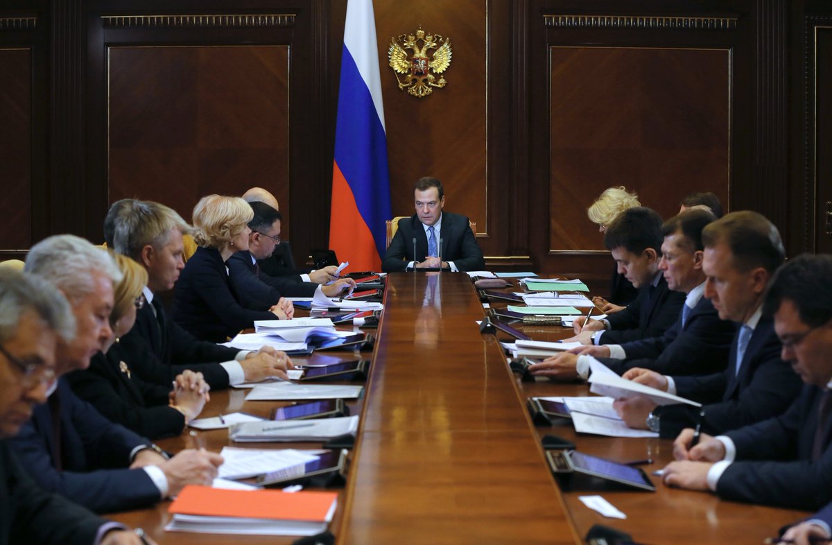 совета по национальным проектам. статус государственного совета рф. на заседании совета по науке и образованию при президенте рф,. шмаков заседание. президентский совет.