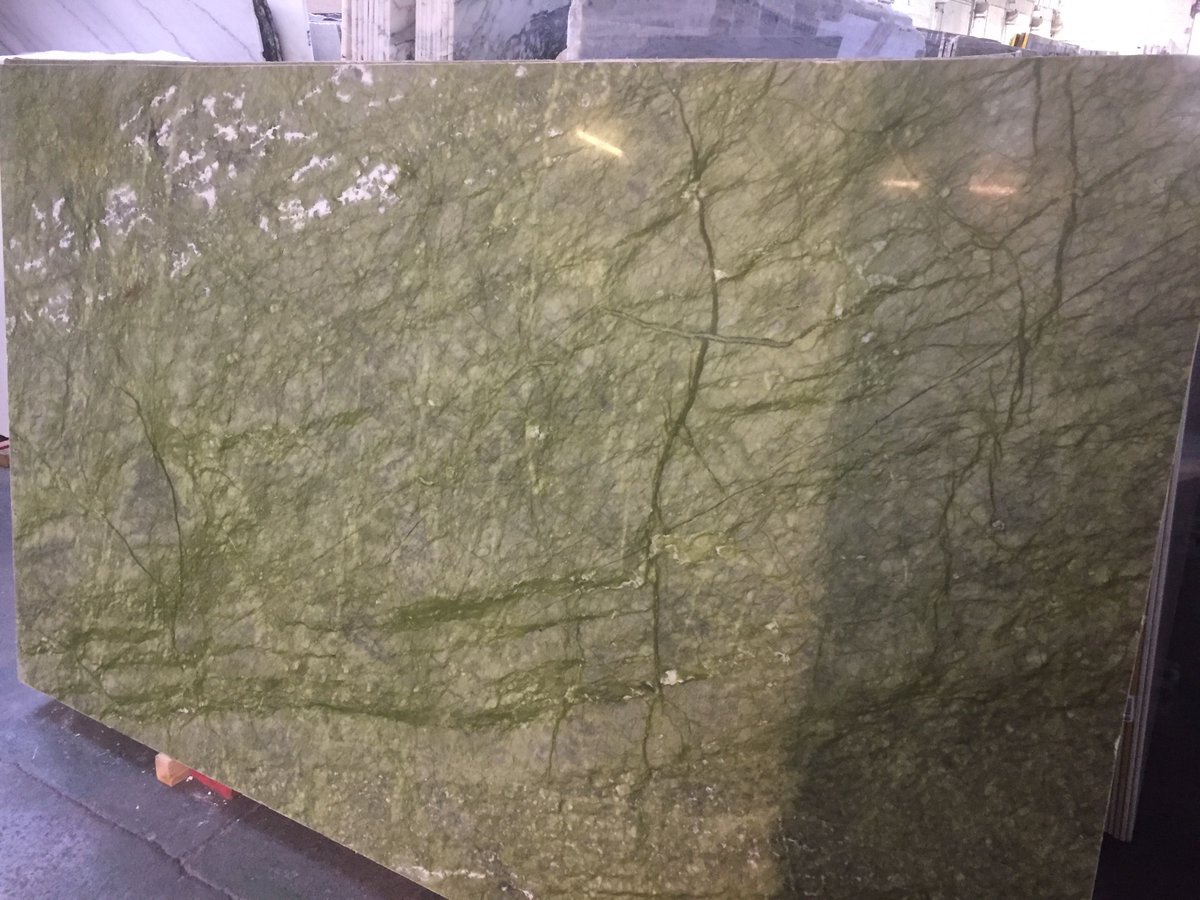 mglwuk's tweet photo. Only a week to go, feeling Christmassy yet? This is a surface that would blend right in with your Christmas tree, it's even got a sprinkling of snow on one corner #christmas #christmastree #greeninteriors #design https://t.co/P8ewEzIVi4