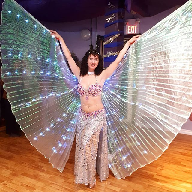 Dragonflyraks's tweet photo. Anuka was spectacular with her LED wings at our hafla last night!!! 😍🌟💖 @anukadance #hafla #bellydancing #bellydanceclasses #bellydancelessons #bellydancer #dancelife #danceclasses #lovemylife #bellydanceshow #whattodointo #greatclasses #bellydancing… https://t.co/Z0rylgzFRl https://t.co/aAjxzlLiTA
