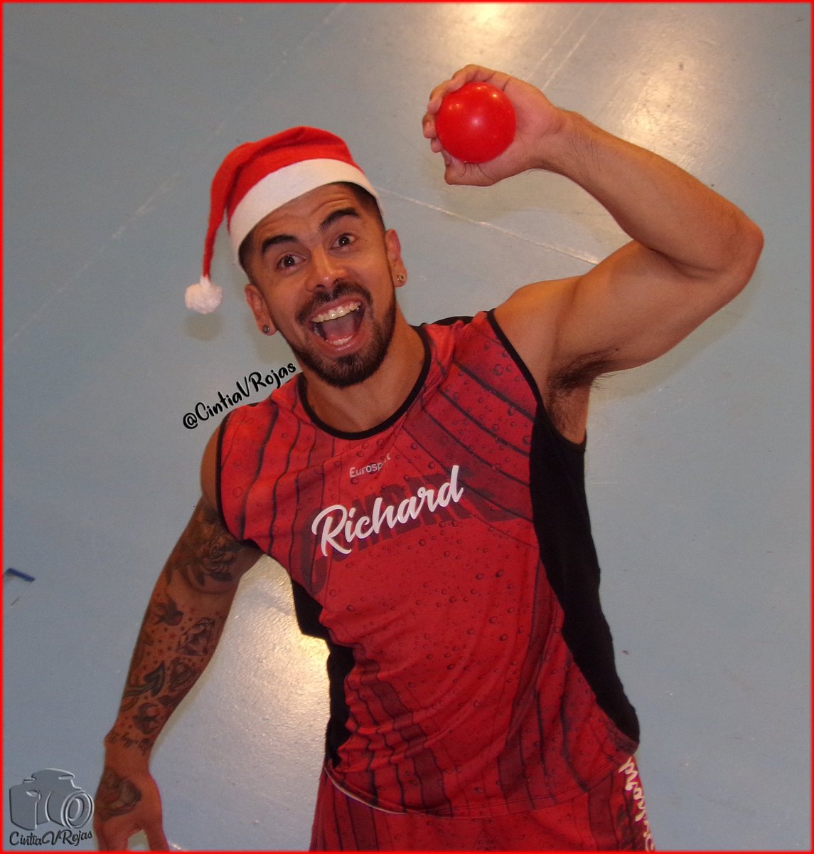 CintiaVRojas's tweet photo. #EspecialNavidad 📸📸📸 @RichardGarciapg https://t.co/zpCylnn9WX