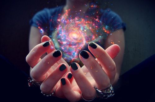 RachelHermione's tweet image. Rol: 

Rachel Hermione
Maga secreta

#freerol 
¿RT?