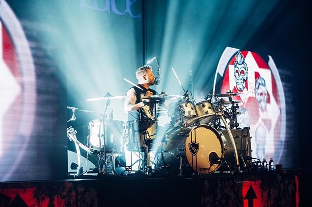 Happy Birthday to our dear friend and bandmate Neil Sanderson!      