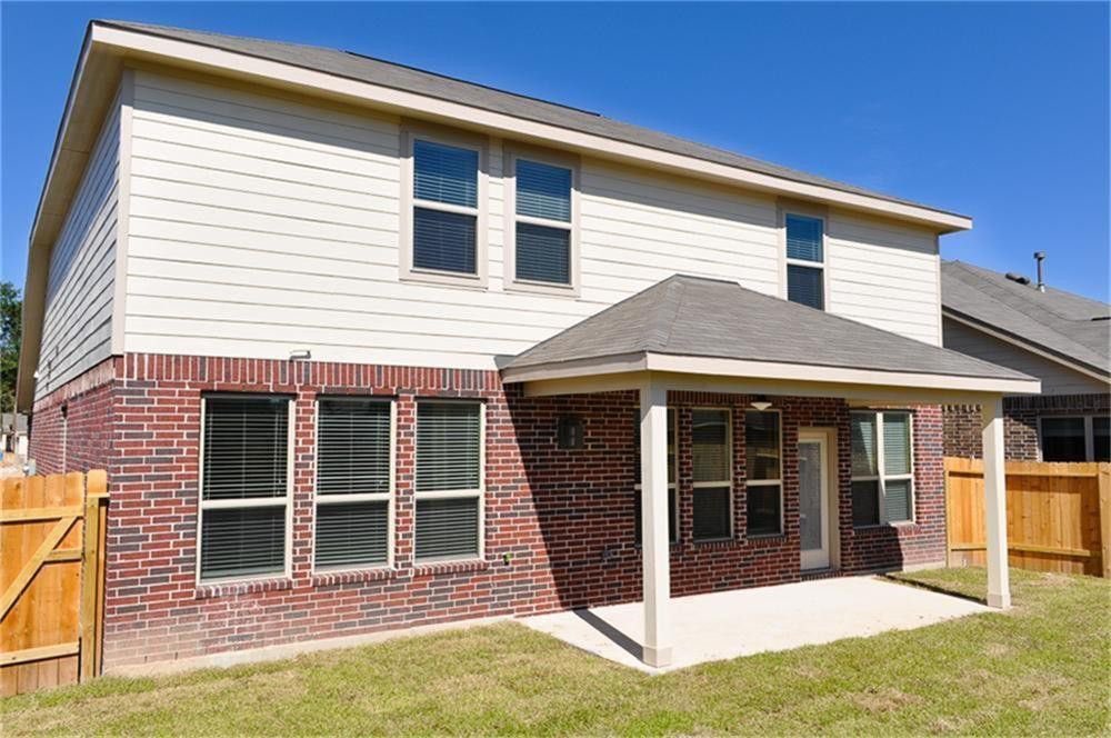 Cato_Group's tweet image. For Rent!!! $1895                                        Humble Tx 77338
Beautiful 4 bedrooms 3/1 bath 2-Story Home w/ Huge Gameroom Up. Gourmet Kitchen w/ Granite countertops.                                                 #Rent #Humble #Houston