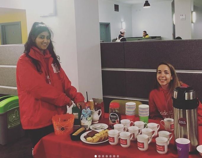 Staying in Uni Accommodation over the holidays? Fancy a cup of tea and chat? ☕️💬 Your Residence Life Assistants are around until 21 December and will be back on 2 January too 👋

📩 Email ResidenceLife@cardiff.ac.uk #FindyourPlaceCU