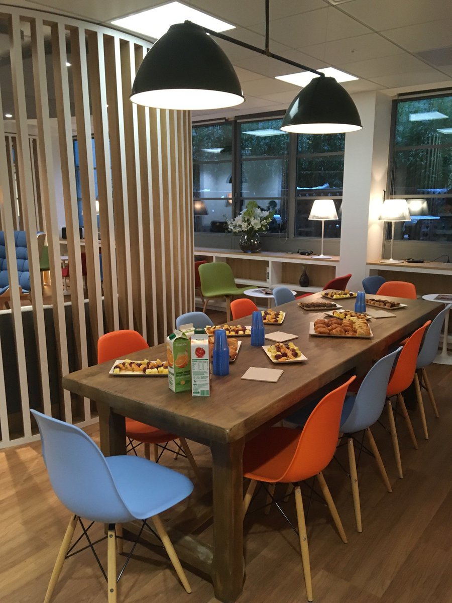 8Advisory's tweet photo. 🙌Ouverture du club Eight ☕️🥐✍️
Aujourd'hui nous inaugurions un nouveau lieu de vie chez @8Advisory : Le club Eight, espace informel pour échanger et se retrouver. Merci et bravo à toutes les équipes ayant participé à ce beau projet ! 👏 https://t.co/I0OOuQimbE
