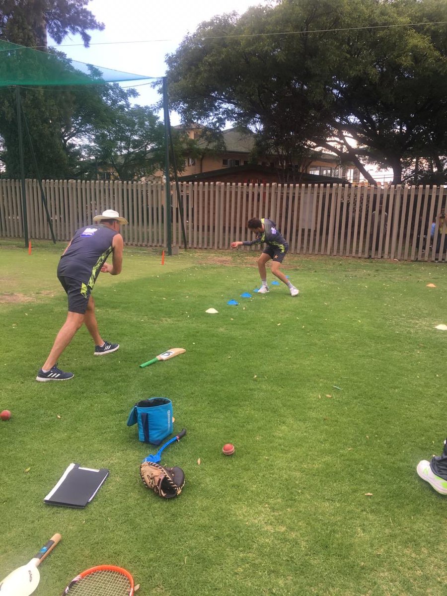 News99P's tweet photo. Pakistan Cricket Team doing 3rd practice session at Benoni, South Africa.
#Pakistan #Cricket #Team @TheRealPCB #ThirdPractice #Session #Benoni #Series #SouthAfrica #PakVsSA https://t.co/JhLlsG0OH9