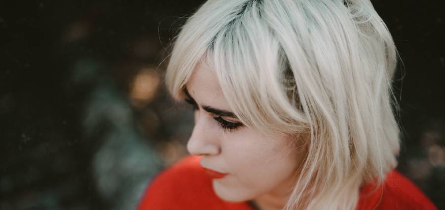 musicazul's tweet photo. [Noticias]

@Helena_Goch estrena single y videoclip: 'Despídete De Mí'.

➡️ https://t.co/vUTybEk01e

#HelenaGoch #DespídeteDeMí https://t.co/zu5IQdS5sH
