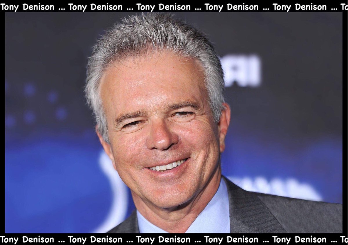 bridgette_TN's tweet photo. It’s definitely a #ManCrushMonday kind of day!! 😉😉💜💜 #BestSmile #CharismaticGuy #DDD #TonyDenison https://t.co/sw0tFpKyu1