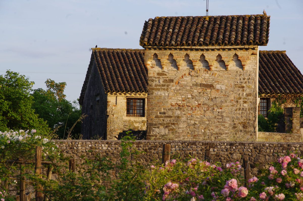 Conoscente il minuscolo "villaggio" medioevale della Centa di Joannis in #friuli? Questo video ve lo fa scoprire! bit.ly/2EpcRaR