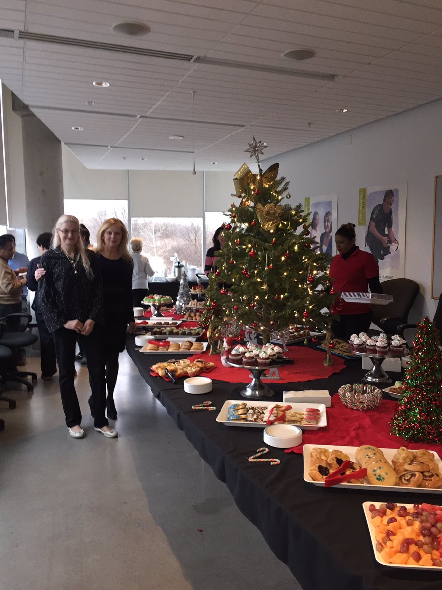 DeanCCSETAS's tweet photo. Annual Cookie Party going strong at Morningside Campus!!! @CentennialEDU https://t.co/o6e5my1Nmi