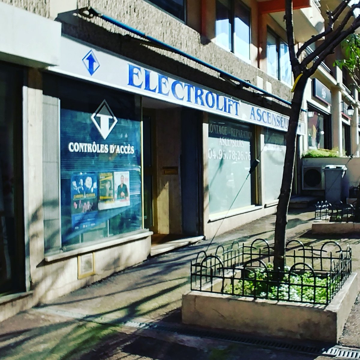electrolift06's tweet photo. Début de semaine au siège de l'entreprise Electrolift Ascenseurs ☺
.
.
.
#ascenseurs #reparation #installation #assistance #ascensoriste #menton #capdail #roquebrunecapmartin #gorbio #beausoleil #castellar #ezesurmer #laturbie https://t.co/EInLVPFGJC