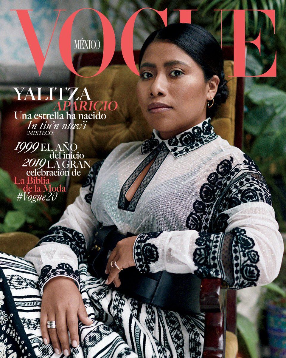 La vida de esta oaxaqueña pasó de la discreción de su hogar en Tlaxiaco a las pantallas del cine. Apartada de los reflectores, damos eco a la voz de una mujer tan genuina que es capaz de opacar a las mismas estrellas: Yalitza Aparicio. #YalitzaEnVogueMx #Vogue20